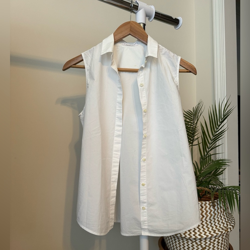 Everlane Sleeveless Shirt